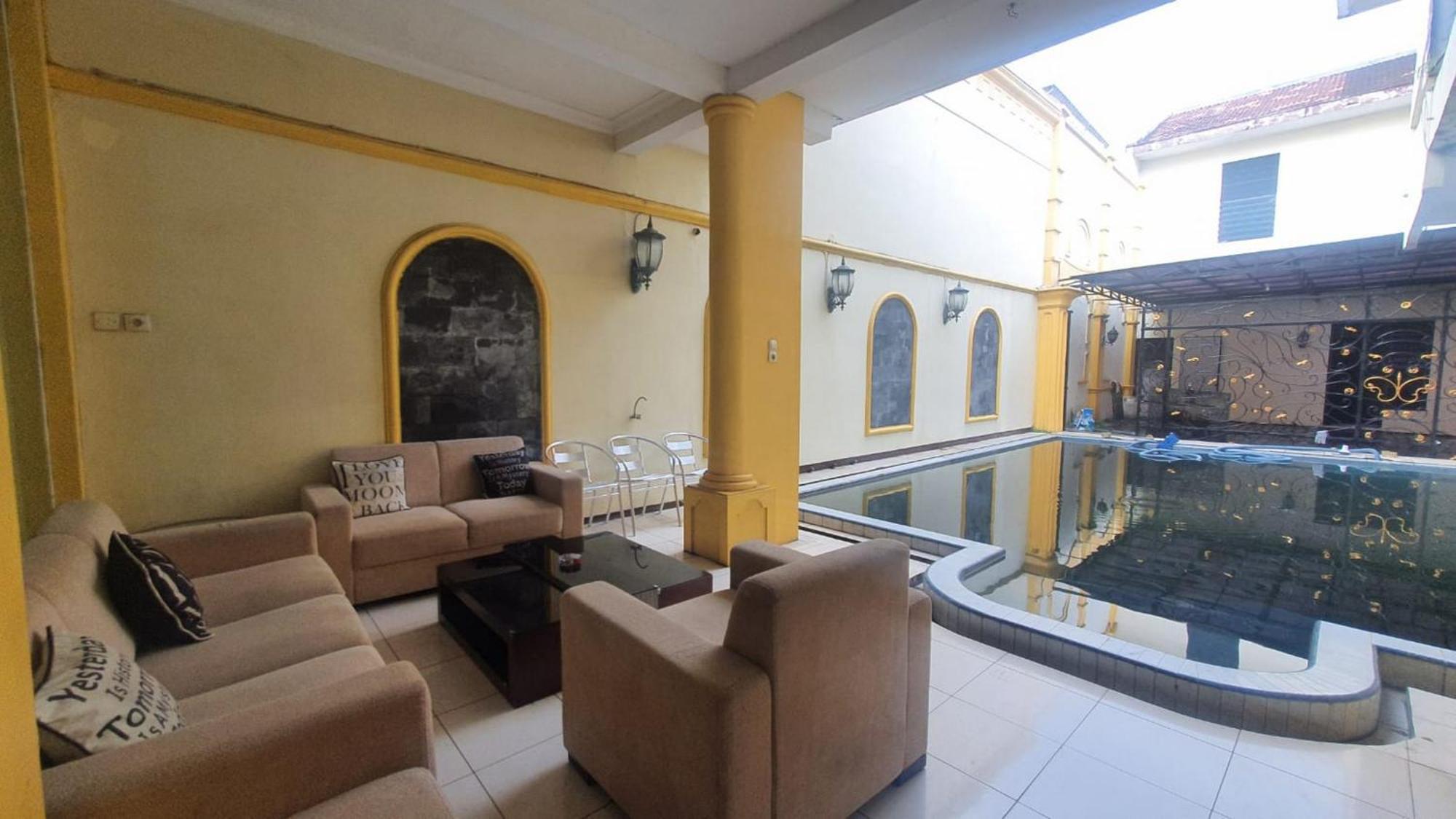 Reddoorz Syariah At Demasto Homestay Jembel Exteriér fotografie
