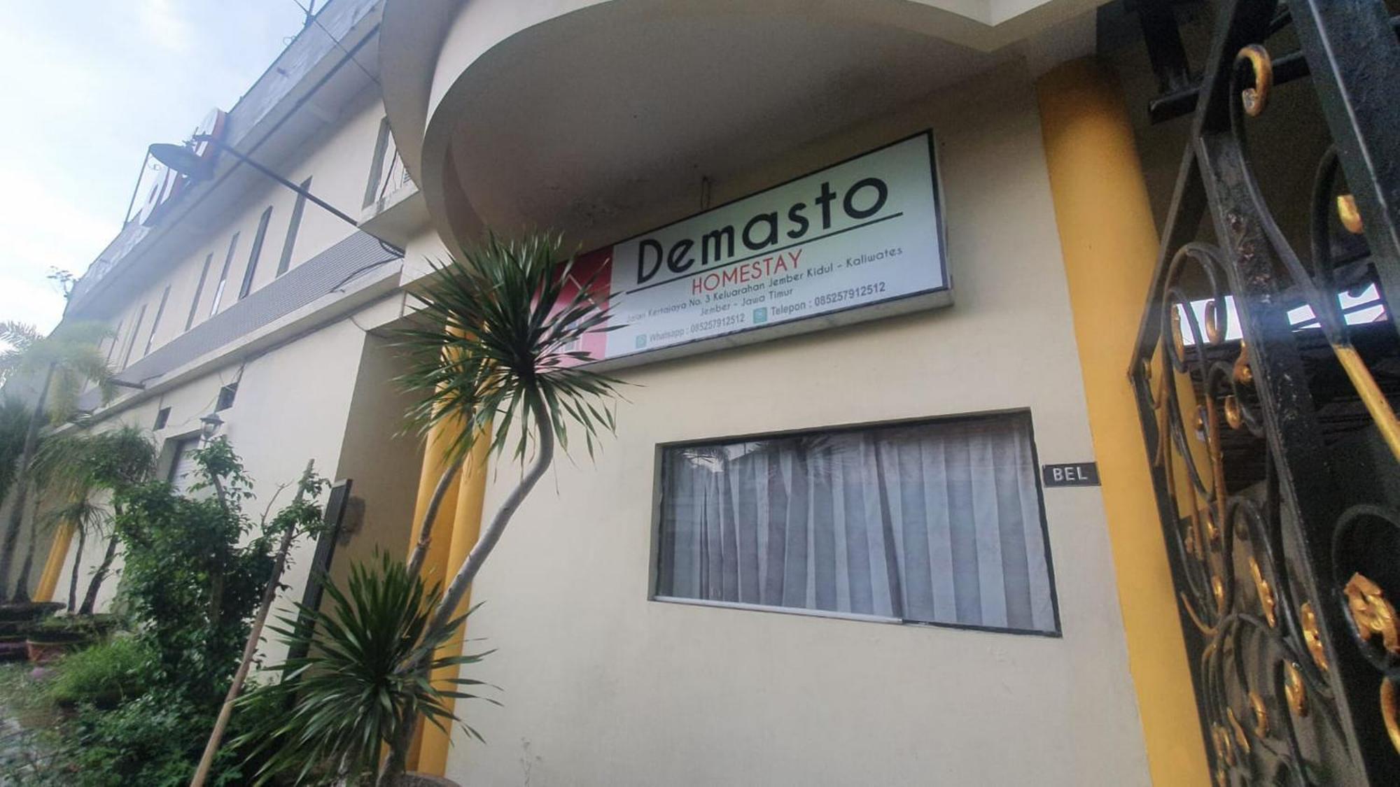 Reddoorz Syariah At Demasto Homestay Jembel Exteriér fotografie